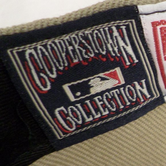 Cincinnati Reds American Needle Cooperstown Collection Fitted Size 7 1/8 Hat - Picture 6 of 8
